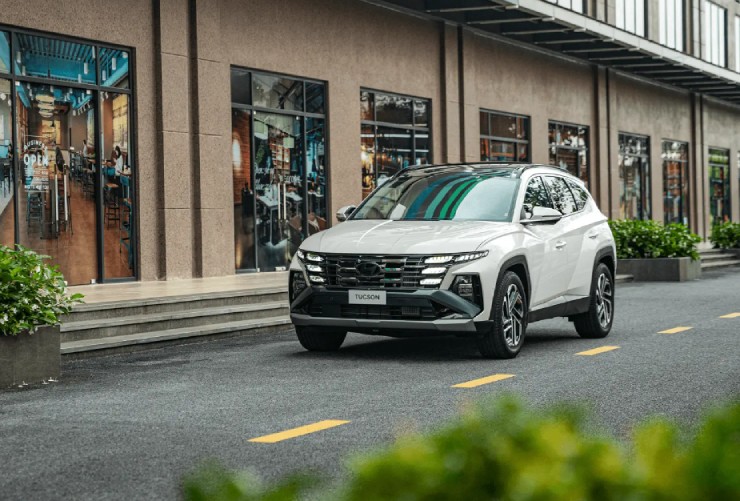 Đánh giá so  sánh giữa Hyundai Tucson và Honda HR-V