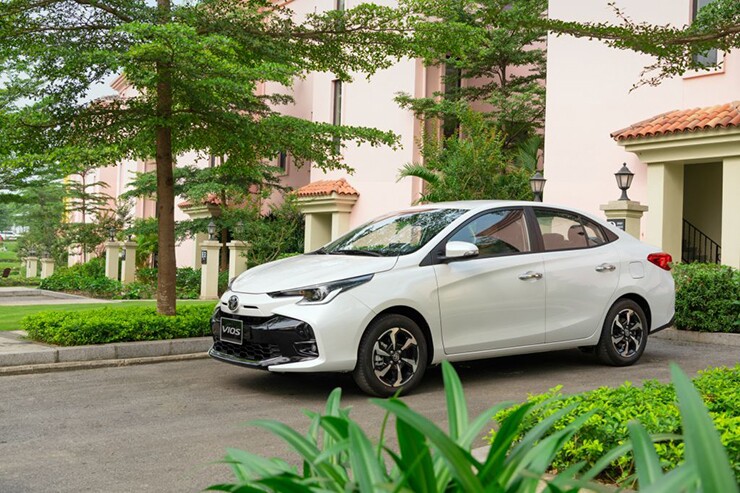Toyota Vios tháng 9/2026 hỗ trợ 100% phí trước bạ